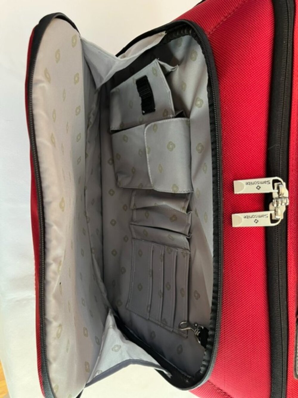 SAMSONITE | Red Softside Rolling Carry-On Business Case Travel Organizer-EUC - Picture 14 of 16